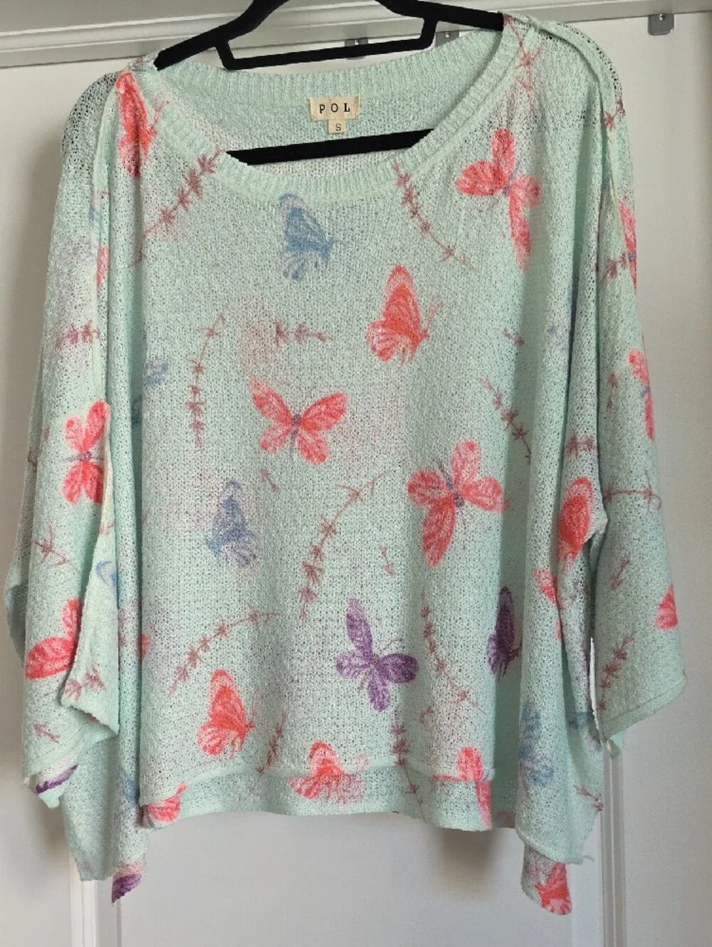 NWOT POL Light Green Butterfly Print Relaxed Knit Top